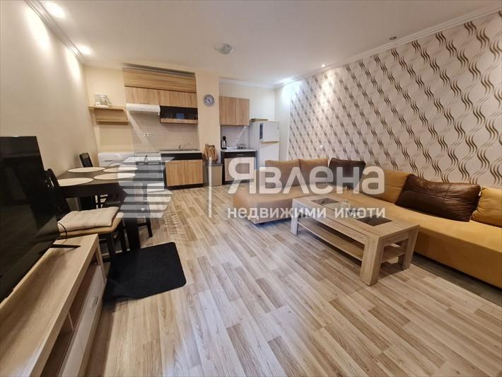дневна с кухня