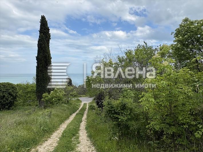 Парцел с гледка