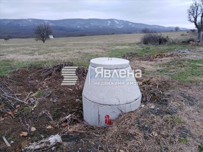 вод. шахта на границата