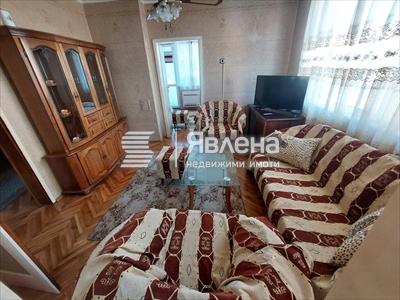 хол