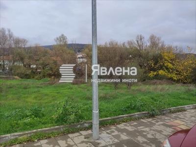 към края