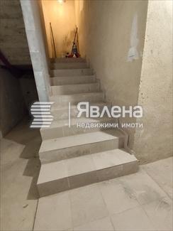 вход